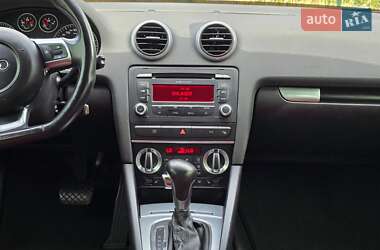 Хэтчбек Audi A3 2009 в 