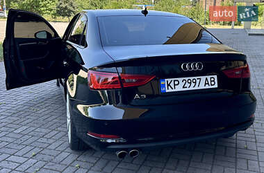 Седан Audi A3 2015 в 