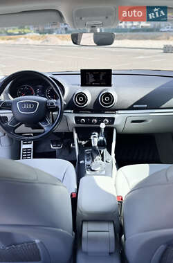 Седан Audi A3 2016 в 