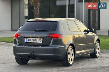 Хэтчбек Audi A3 2007 в 