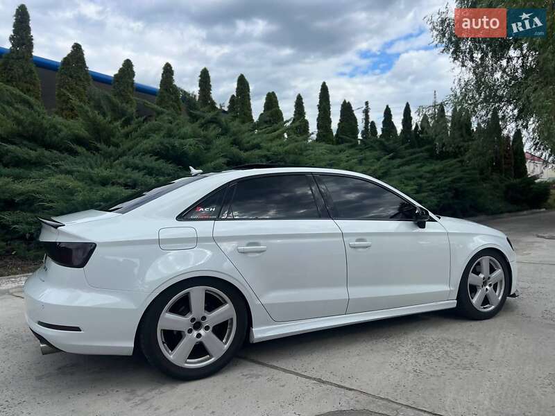 Седан Audi A3 2015 в Черкассах