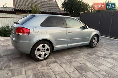 Хетчбек Audi A3 2003 в 