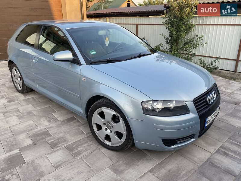 Хэтчбек Audi A3 2003 в Измаиле