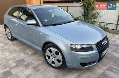 Хетчбек Audi A3 2003 в 