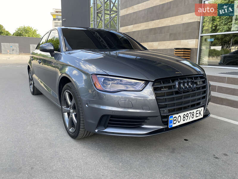 Седан Audi A3 2015 в Тернополі