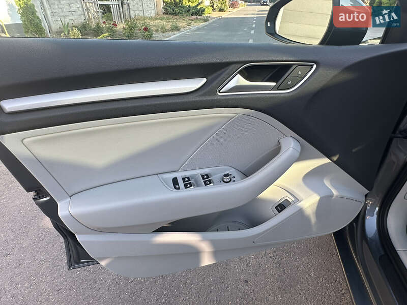 Седан Audi A3 2016 в Одесі