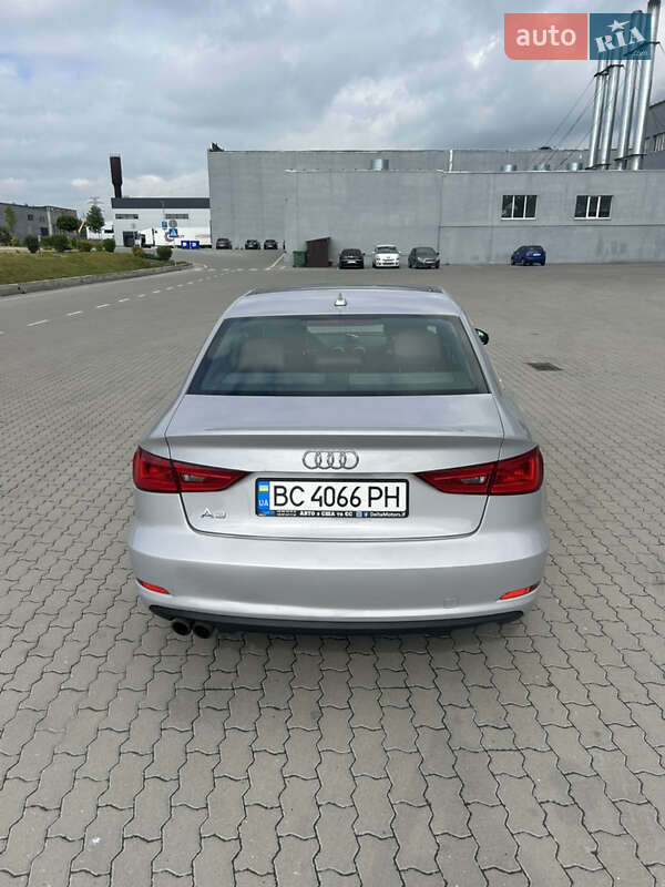 Седан Audi A3 2014 в Львове