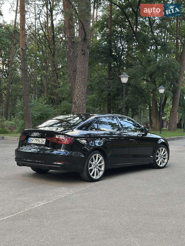 Седан Audi A3 2015 в Чернигове