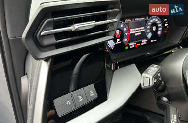Седан Audi A3 2022 в 