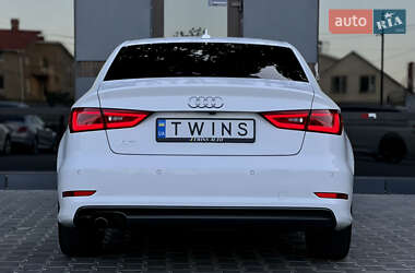 Седан Audi A3 2016 в 