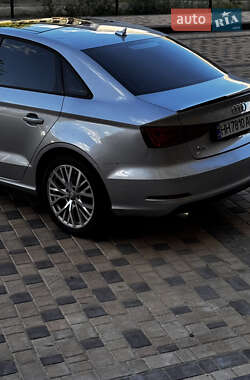 Седан Audi A3 2015 в 