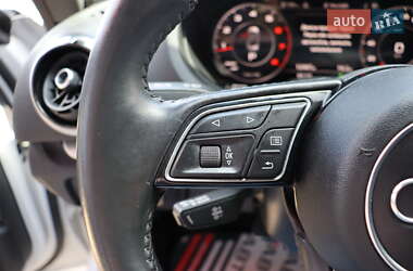 Кабриолет Audi A3 2019 в Львове