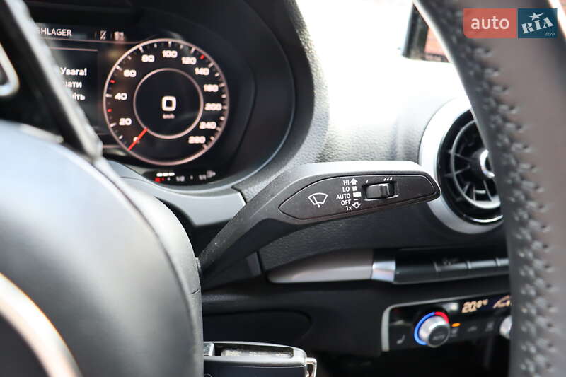 Кабриолет Audi A3 2019 в Львове