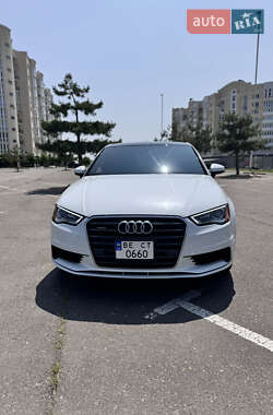 Седан Audi A3 2015 в 