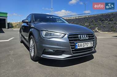 Седан Audi A3 2016 в 