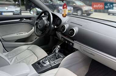Седан Audi A3 2015 в 