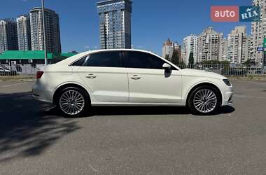 Седан Audi A3 2014 в 