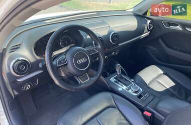 Седан Audi A3 2014 в 