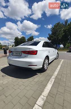 Седан Audi A3 2016 в Хмельницком
