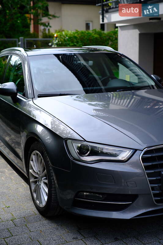 Хетчбек Audi A3 2016 в Львові