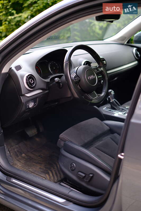 Хетчбек Audi A3 2016 в Львові