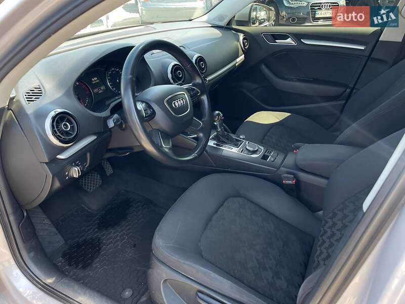 Седан Audi A3 2013 в Києві