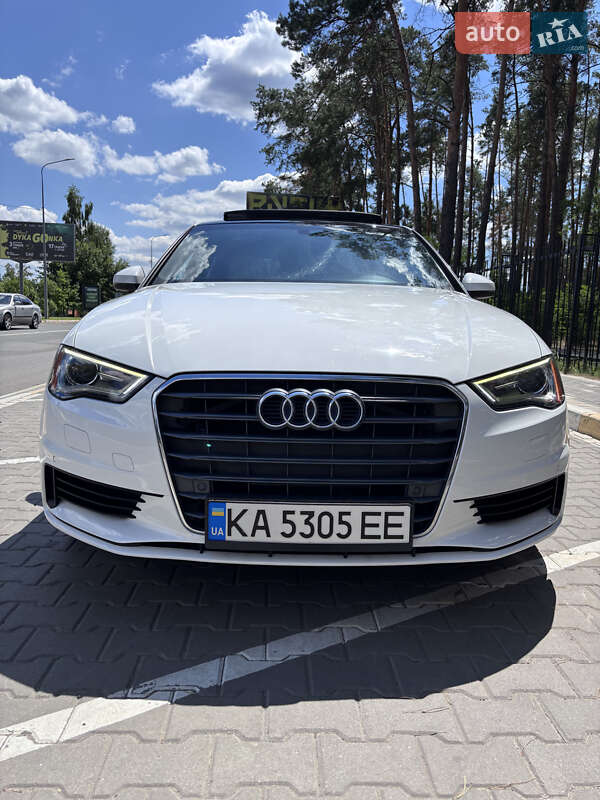 Седан Audi A3 2015 в Києві