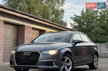 Седан Audi A3 2018 в 