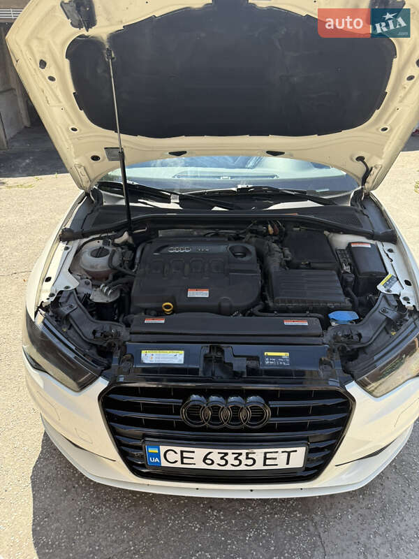Седан Audi A3 2015 в Черновцах