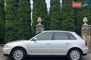 Хетчбек Audi A3 2002 в 