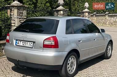 Хетчбек Audi A3 2002 в 