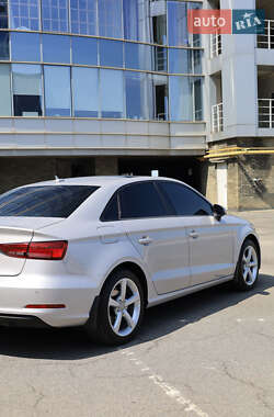 Седан Audi A3 2014 в 