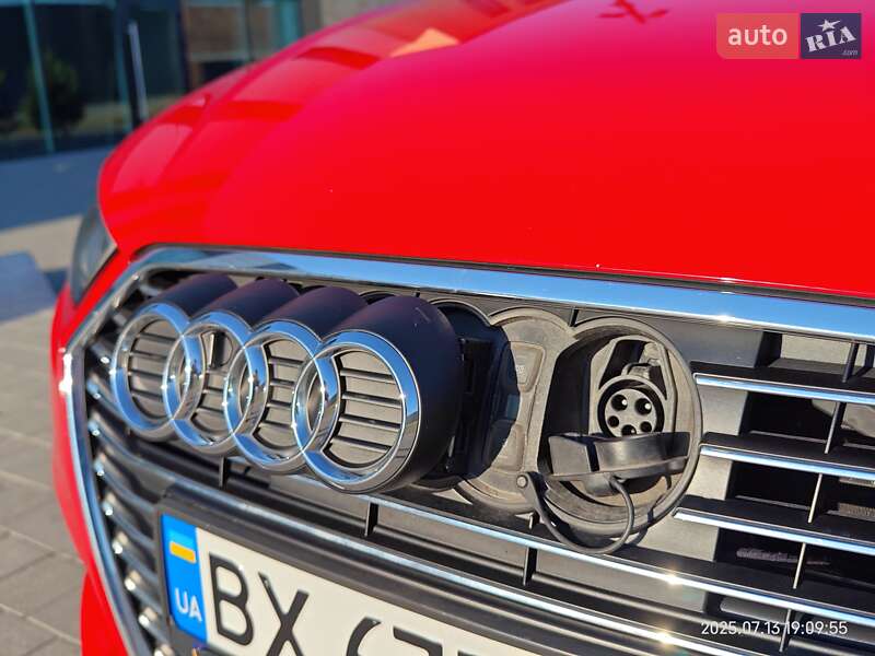 Хэтчбек Audi A3 2016 в Хмельницком