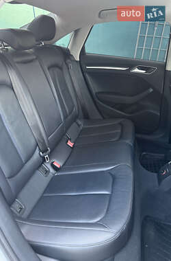 Седан Audi A3 2014 в 