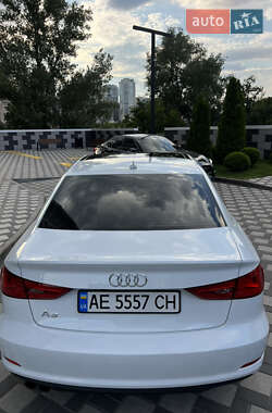 Седан Audi A3 2014 в Києві