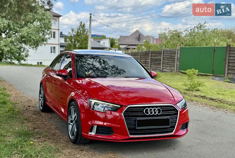 Седан Audi A3 2016 в Києві