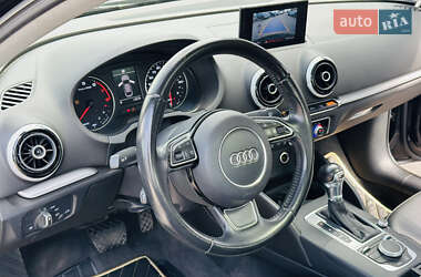 Седан Audi A3 2015 в 