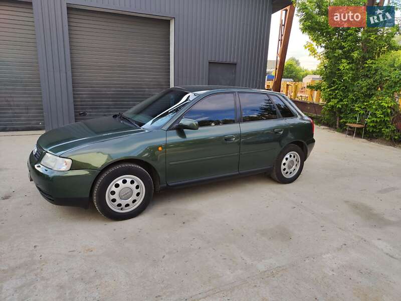 Хэтчбек Audi A3 1999 в Киеве