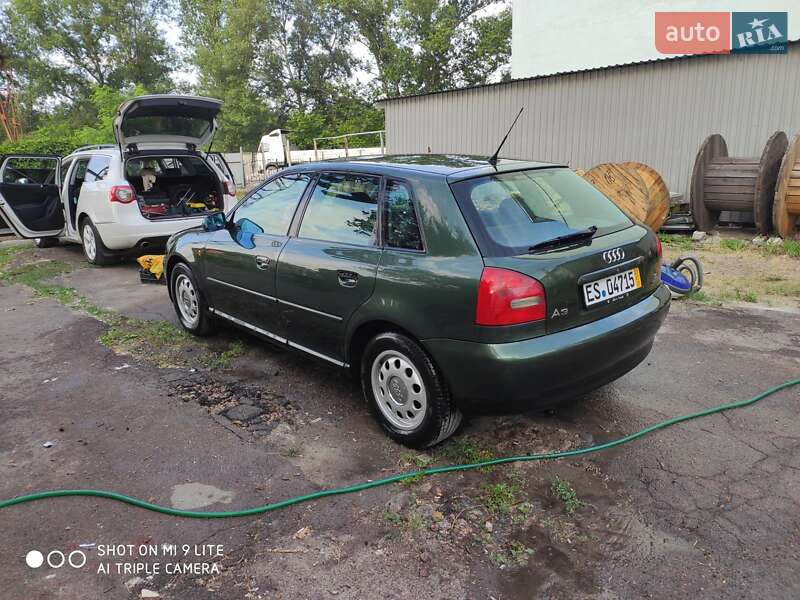 Хэтчбек Audi A3 1999 в Киеве