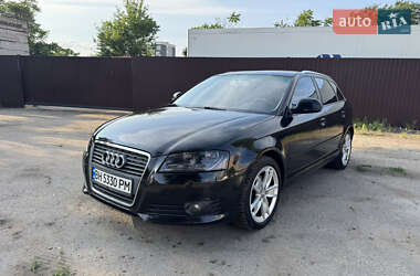 Хэтчбек Audi A3 2009 в 