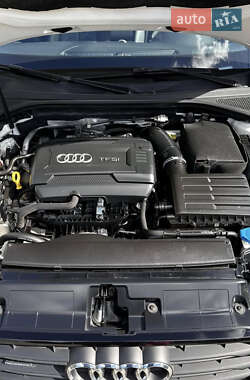 Седан Audi A3 2015 в 