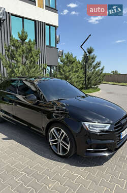 Седан Audi A3 2017 в 