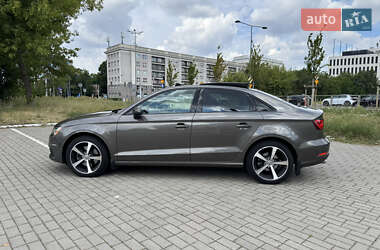 Седан Audi A3 2015 в 