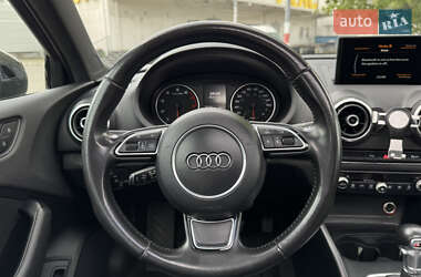 Седан Audi A3 2015 в 