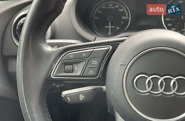 Хэтчбек Audi A3 2017 в 
