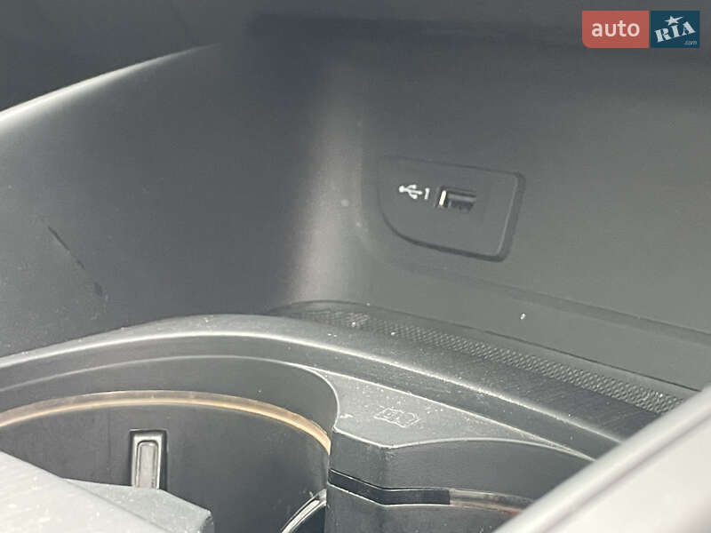 Хэтчбек Audi A3 2017 в Львове