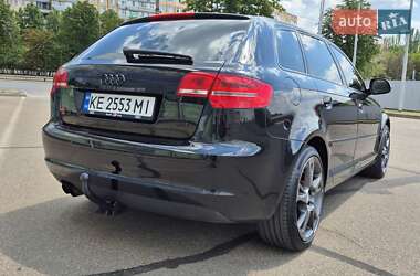 Хэтчбек Audi A3 2009 в 