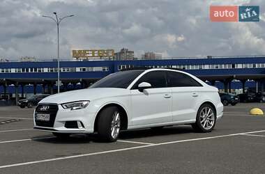 Седан Audi A3 2017 в Києві