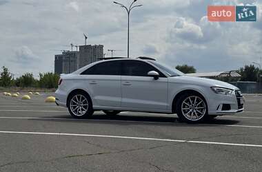 Седан Audi A3 2017 в 