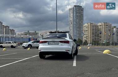 Седан Audi A3 2017 в 